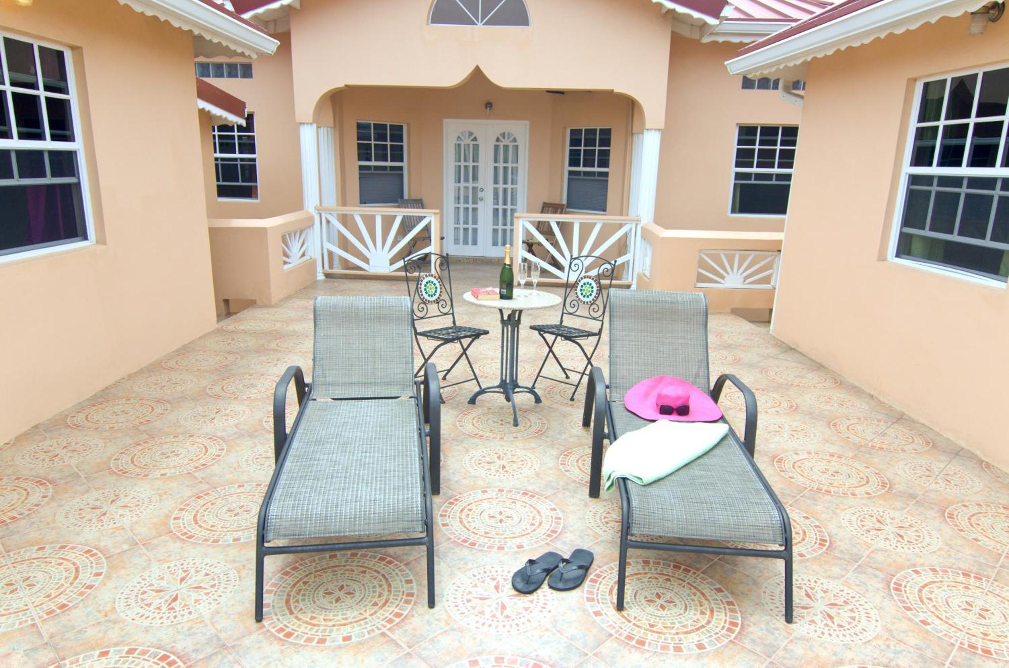 La Heliconia & Day Spa St. George's Exterior foto
